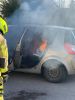 PKW - Fahrzeugbrand; beginnender PKW-Brand.